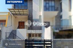 Hunian Elit LB 210m2 Siap Pakai Desain Elegan di Duri Kepa, Jakarta Barat Hunian Elit LB 210m2 Siap Pakai Desain Elegan di Duri Kepa, Jakarta Barat