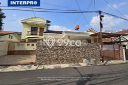 Ready to Use! Luxury House LT 318m2 Desain Modern di Kemanggisan Ready to Use! Luxury House LT 318m2 Desain Modern di Kemanggisan