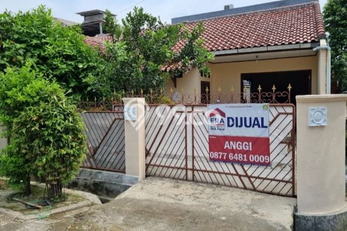 For Sale Rumah 2 Kamar Lokasi Strategis Bagus dan Strategis di Tajur Halang For Sale Rumah 2 Kamar Lokasi Strategis Bagus dan Strategis di Tajur Halang