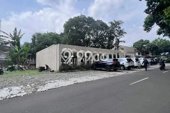 Komersial Dijual di Bogor LT 1635m2 & LB 798m2 Lokasi Terbaik! Komersial Dijual di Bogor LT 1635m2 & LB 798m2 Lokasi Terbaik!