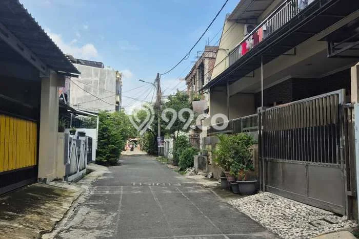 Rumah Modern 5 KT LT 150m2 di Cengkareng Barat Rumah Modern 5 KT LT 150m2 di Cengkareng Barat