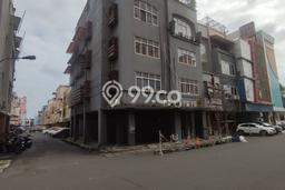 Ruko Bagus LT 292m2 LB 1460m2 Dijual di Cengkareng Jakarta Barat Ruko Bagus LT 292m2 LB 1460m2 Dijual di Cengkareng Jakarta Barat
