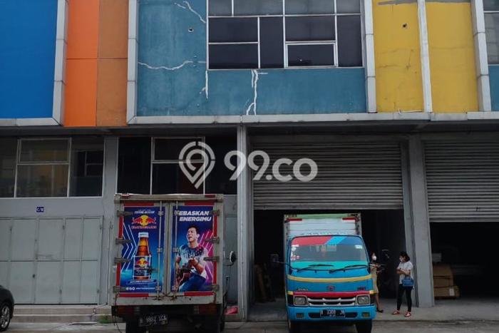 Gudang Disewakan di , Luas 364m2m², Jalan Strategis, Akses Bagus Gudang Disewakan di , Luas 364m2m², Jalan Strategis, Akses Bagus