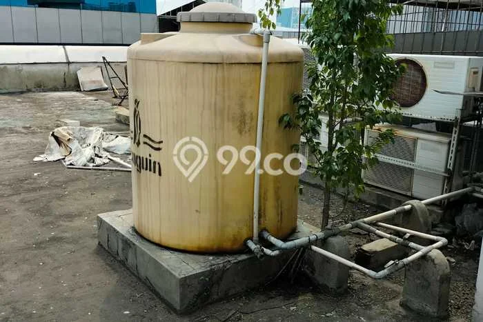 Ruko Disewa di Kebon Jeruk, Jakarta Barat, LT 65m2 / LB 291m2 Ruko Disewa di Kebon Jeruk, Jakarta Barat, LT 65m2 / LB 291m2