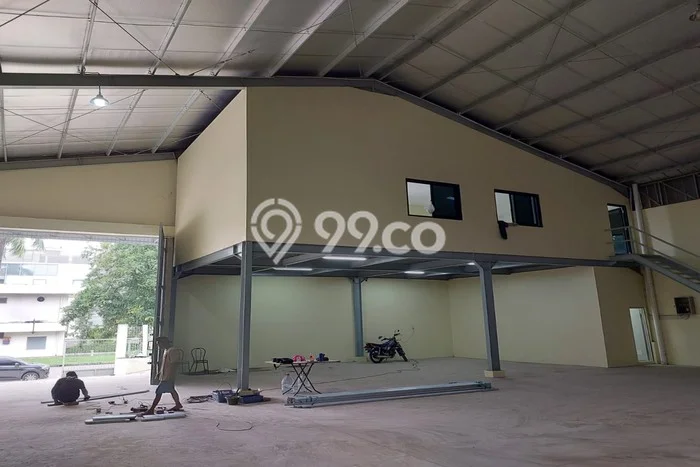 Gudang disewakan lokasi strategis Serpong Tangerang Selatan 720m2 Gudang disewakan lokasi strategis Serpong Tangerang Selatan 720m2
