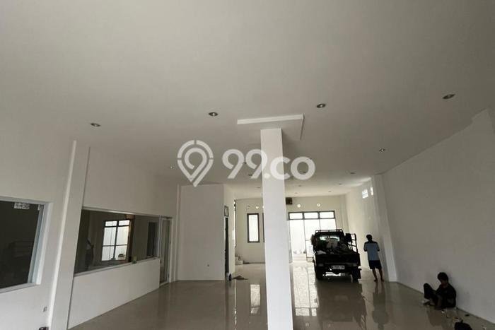Ruko paling strategis disewakan di Serpong Tangerang Selatan Ruko paling strategis disewakan di Serpong Tangerang Selatan