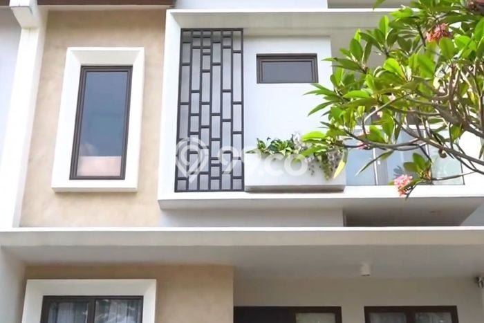 Dijual Hunian Rumah Terawat 3 Kamar di Cibubur, Bogor Dijual Hunian Rumah Terawat 3 Kamar di Cibubur, Bogor