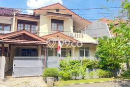Rumah Luxury Modern Tanpa Renovasi di Pondok Pucung Tangerang Rumah Luxury Modern Tanpa Renovasi di Pondok Pucung Tangerang