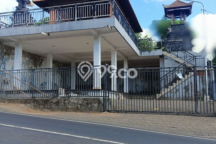 Ruko Disewa di Badung dengan LB 131m2 Area Komersial Ramai Ruko Disewa di Badung dengan LB 131m2 Area Komersial Ramai