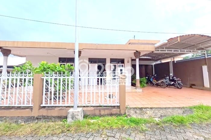 Rumah Minimalis 3 KT LT 332m2 di Tanjung Pinang Barat Rumah Minimalis 3 KT LT 332m2 di Tanjung Pinang Barat
