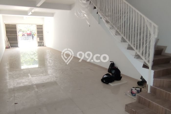 Untuk Dijual Ruko di Gayungan, Surabaya Harga Penawaran Spesial Untuk Dijual Ruko di Gayungan, Surabaya Harga Penawaran Spesial