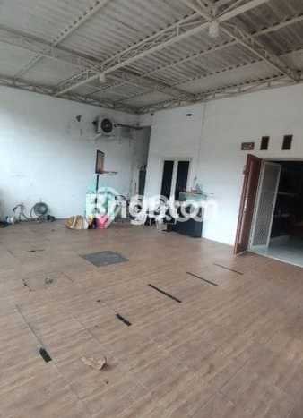 Rumah di , 4 KT, Area Nyaman Rumah di , 4 KT, Area Nyaman