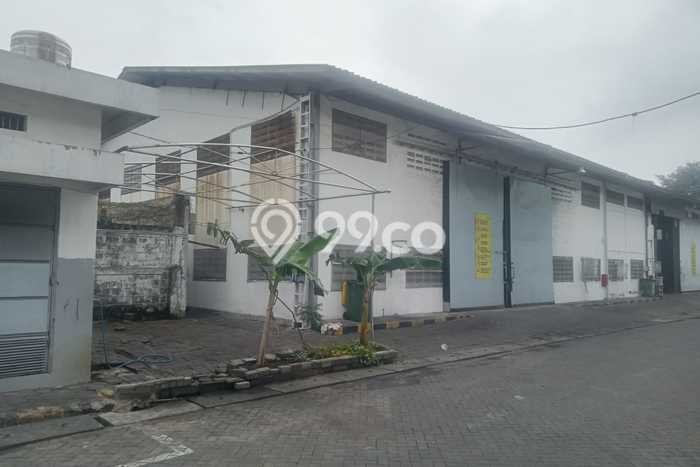 Gudang disewakan lokasi strategis Taman Sidoarjo 1018m2 Gudang disewakan lokasi strategis Taman Sidoarjo 1018m2