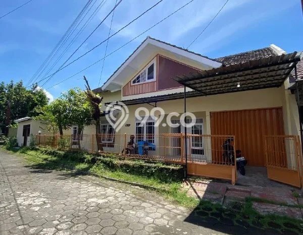 Hunian Cantik Minimalis Lb 126m2 di Umbulharjo, Yogyakarta Hunian Cantik Minimalis Lb 126m2 di Umbulharjo, Yogyakarta