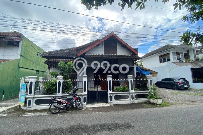 Hunian Cantik Modern Lb 200m2 di Banguntapan, Bantul Hunian Cantik Modern Lb 200m2 di Banguntapan, Bantul