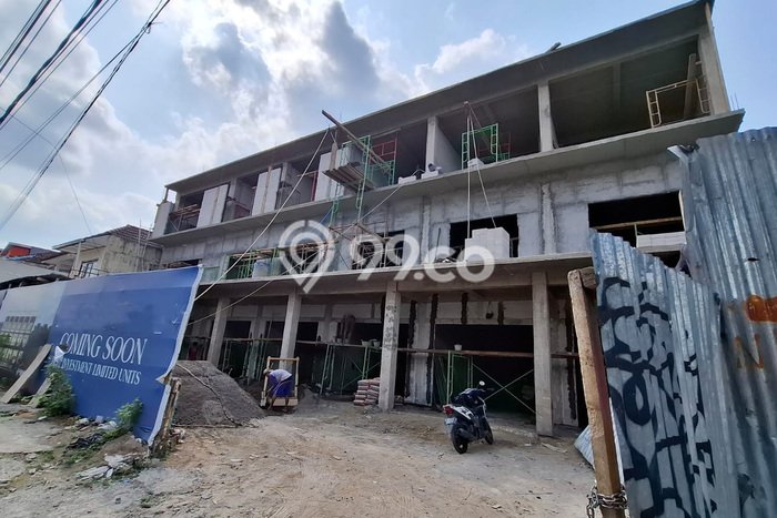 Ruko Kawasan Bisnis di Caturtunggal, Luas 278m², Jalan Utama Ruko Kawasan Bisnis di Caturtunggal, Luas 278m², Jalan Utama