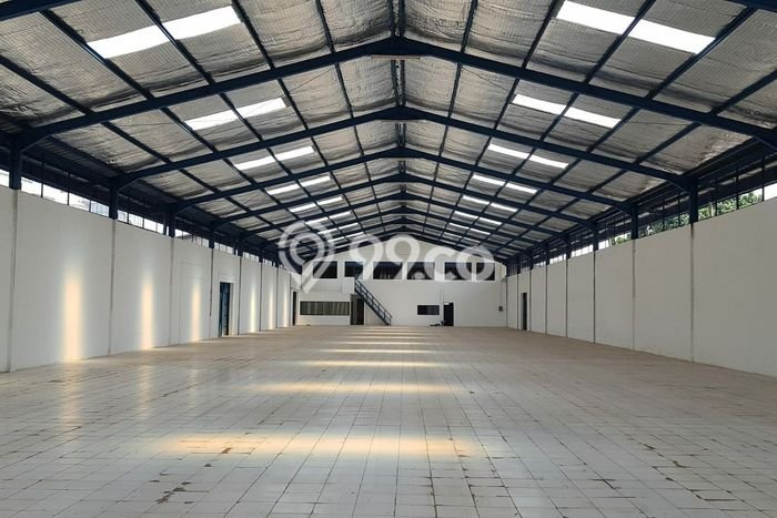 Untuk Disewa Gudang di Cakung Jakarta Timur LT 2000m2, LB 1700m2 Untuk Disewa Gudang di Cakung Jakarta Timur LT 2000m2, LB 1700m2