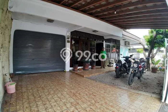 For Sale! Luxury House LT 345m2 Desain Elegan di Cipinang For Sale! Luxury House LT 345m2 Desain Elegan di Cipinang
