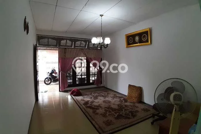 For Sale! Luxury House LT 345m2 Desain Elegan di Cipinang For Sale! Luxury House LT 345m2 Desain Elegan di Cipinang