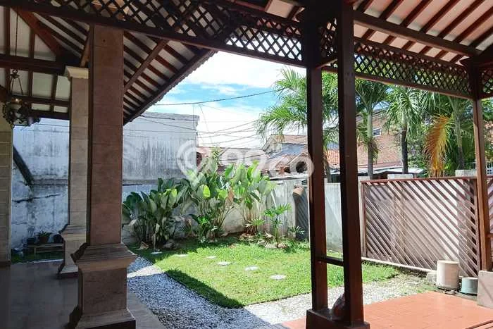 Jual Rumah Mewah Megah Dengan View Eksklusif di Pejaten, Jakarta Selatan Jual Rumah Mewah Megah Dengan View Eksklusif di Pejaten, Jakarta Selatan