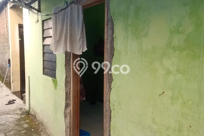 Unit Komersial Dijual di Genuk Semarang Luas Tanah 220m2, Luas Bangunan 220m2 Unit Komersial Dijual di Genuk Semarang Luas Tanah 220m2, Luas Bangunan 220m2