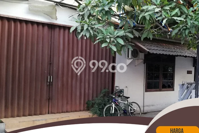Hunian Cantik Modern Lb 250m2 di Semarang Barat, Semarang Hunian Cantik Modern Lb 250m2 di Semarang Barat, Semarang