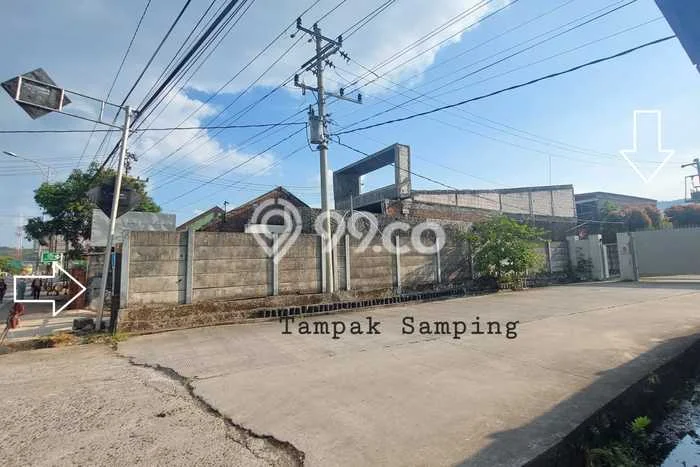 Rumah 2 KT 1 KM di Area Bawen, Semarang Rumah 2 KT 1 KM di Area Bawen, Semarang