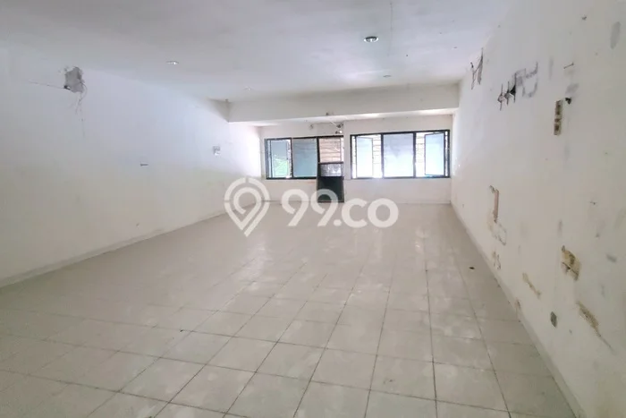 Ruko Disewa di Jakarta Barat dengan LB 250m2 Area Komersial Ramai Ruko Disewa di Jakarta Barat dengan LB 250m2 Area Komersial Ramai