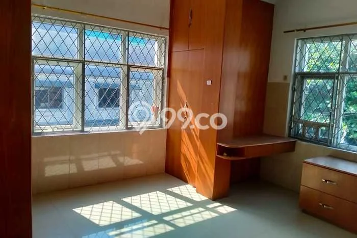 Ready to Use! Luxury House LT 153m2 Desain Modern di Jelambar Ready to Use! Luxury House LT 153m2 Desain Modern di Jelambar