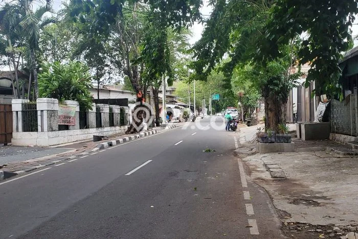 Hunian Mewah LB 550m2 Siap Huni Desain Elegan di Jalan Panjang, Jakarta Barat Hunian Mewah LB 550m2 Siap Huni Desain Elegan di Jalan Panjang, Jakarta Barat