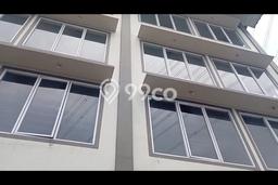 LOKASI BISNIS! Ruko Disewakan Kawasan Daan Mogot, Luas 820m², Jalan Utama LOKASI BISNIS! Ruko Disewakan Kawasan Daan Mogot, Luas 820m², Jalan Utama