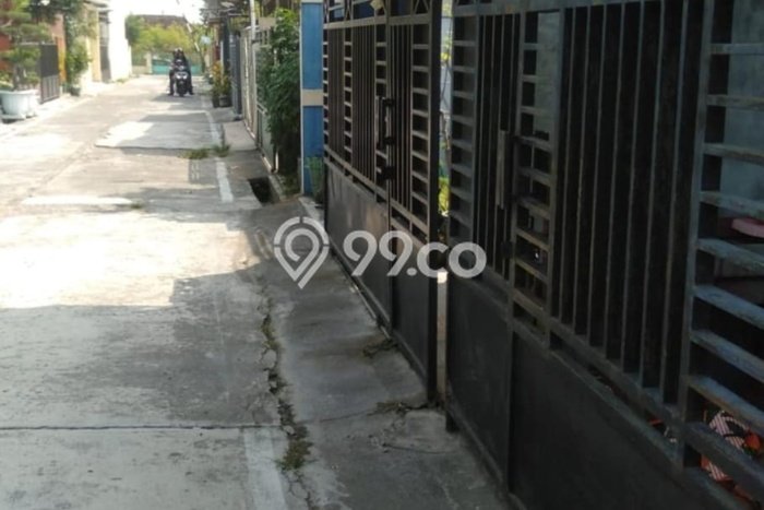 Rumah Modern Cantik 2 KT Siap Huni di Gondangrejo Rumah Modern Cantik 2 KT Siap Huni di Gondangrejo