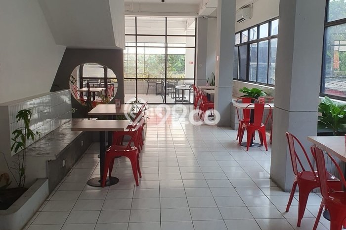 Ruko untuk Disewa di Pusat Jakarta Barat Luas Bangunan 700m2 Ruko untuk Disewa di Pusat Jakarta Barat Luas Bangunan 700m2