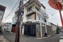 Rumah Mewah Siap Huni LT 66m2 di Palmerah, Jakarta Barat Rumah Mewah Siap Huni LT 66m2 di Palmerah, Jakarta Barat