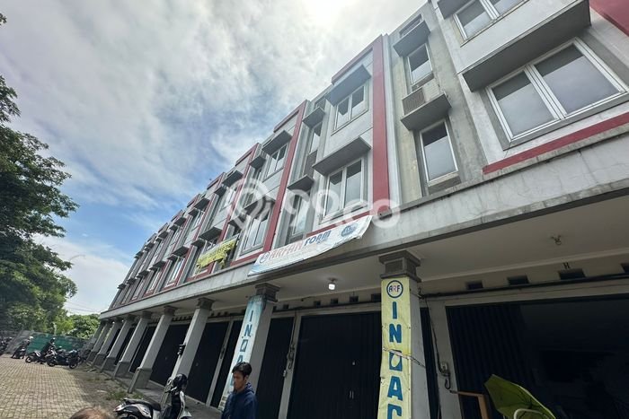 Lokasi Strategis! Dijual Ruko Bisnis di Curug, Serang Kondisi Bagus Lokasi Strategis! Dijual Ruko Bisnis di Curug, Serang Kondisi Bagus