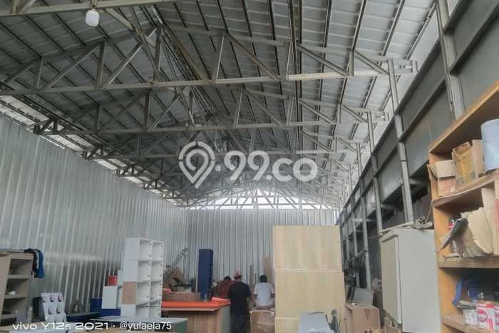 Gudang Komersial Disewakan di Cengkareng Jakarta Barat Luas 300m2 Gudang Komersial Disewakan di Cengkareng Jakarta Barat Luas 300m2