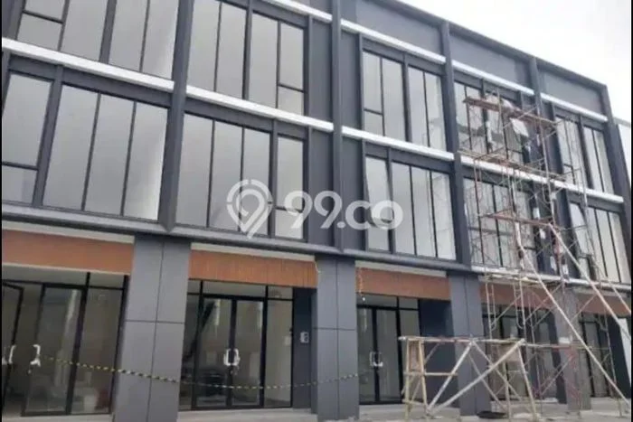 Unit Ruko Disewakan di Gading Serpong di Area Ramai & Strategis Unit Ruko Disewakan di Gading Serpong di Area Ramai & Strategis