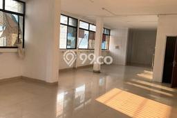 Ruko di Pluit, Luas 450m², Akses Utama, Siap Operasional Ruko di Pluit, Luas 450m², Akses Utama, Siap Operasional