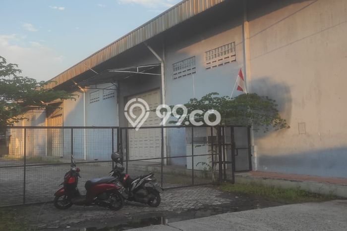 Gudang Disewakan Lokasi Karawaci Tangerang Harga Spesial! Gudang Disewakan Lokasi Karawaci Tangerang Harga Spesial!