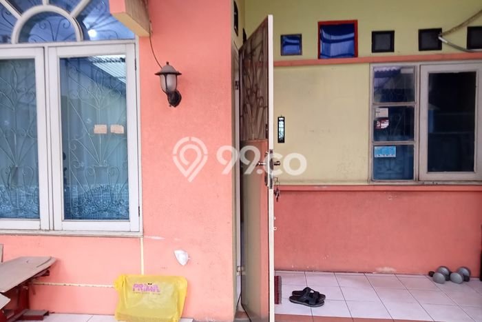 Rumah Minimalis 5 KT di Duta Garden Tangerang Unfurnished Rumah Minimalis 5 KT di Duta Garden Tangerang Unfurnished