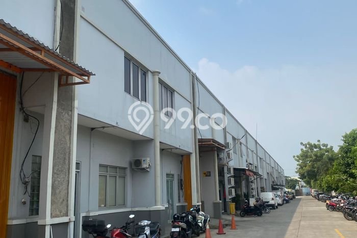 Gudang disewakan di Karawaci Tangerang dengan luas bangunan 330m2 Gudang disewakan di Karawaci Tangerang dengan luas bangunan 330m2