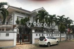 DiJual Rumah Mewah Modern Glasshouse 2 Lantai Di Tangerang DiJual Rumah Mewah Modern Glasshouse 2 Lantai Di Tangerang