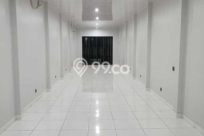 Unit Ruko Disewa Lokasi Tambora, Jakarta Barat Spesifikasi Luas Bangunan 160m2 Unit Ruko Disewa Lokasi Tambora, Jakarta Barat Spesifikasi Luas Bangunan 160m2