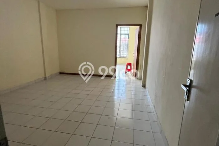 Disewakan Ruko di Kawasan Ramai Taman Surya Luas 100m2 Disewakan Ruko di Kawasan Ramai Taman Surya Luas 100m2