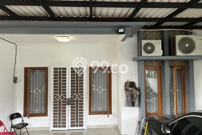 Rumah Luxury Modern Siap Huni di Joglo Jakarta Barat Rumah Luxury Modern Siap Huni di Joglo Jakarta Barat
