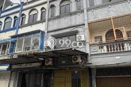 Paling Diincar! Ruko Dijual di Bandengan Harga Kompetitif Paling Diincar! Ruko Dijual di Bandengan Harga Kompetitif