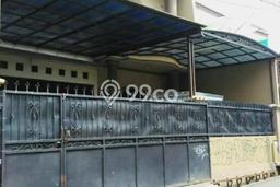 Rumah Elit Modern Tanpa Renovasi di Meruya Jakarta Barat Rumah Elit Modern Tanpa Renovasi di Meruya Jakarta Barat