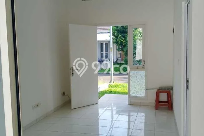 Rumah Strategis Minimalis Lb 55m2 di Cikupa, Tangerang Rumah Strategis Minimalis Lb 55m2 di Cikupa, Tangerang