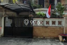 Rumah 2 KT 2 KM di Kawasan Taman Palem, Jakarta Barat Rumah 2 KT 2 KM di Kawasan Taman Palem, Jakarta Barat