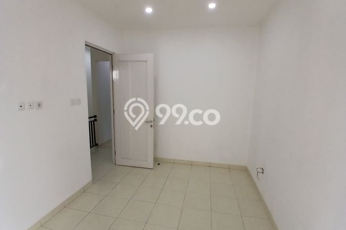 Rumah Elit LB 322m2 Siap Pakai Desain Elegan di Semanan, Jakarta Barat Rumah Elit LB 322m2 Siap Pakai Desain Elegan di Semanan, Jakarta Barat